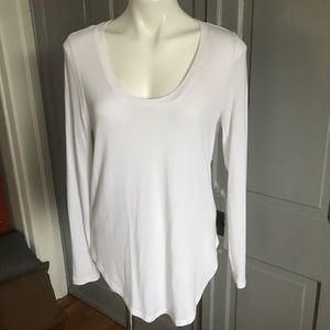 Athleta split hem long sleeve fitted Crewneck tee